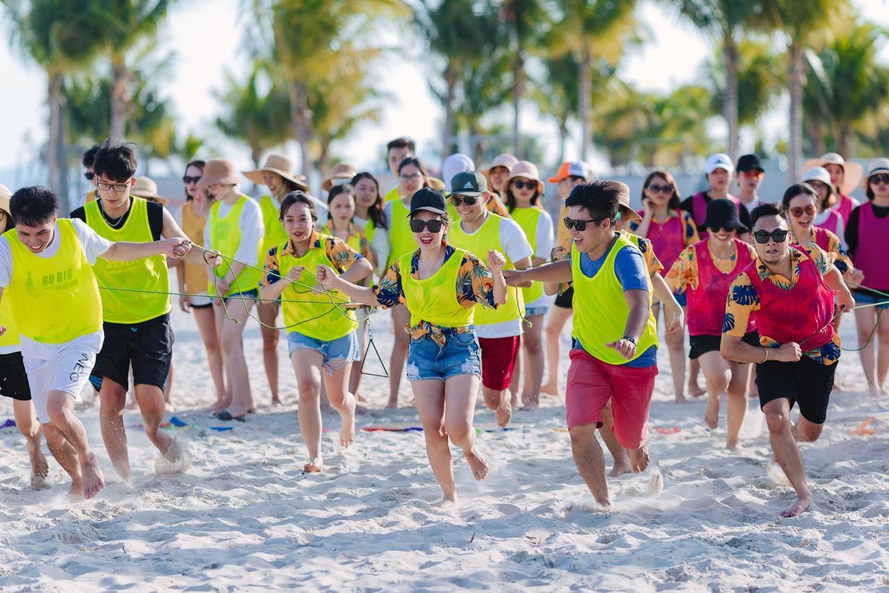 Kịch bản tổ chức team building bãi biển hấp dẫn nhất 2022