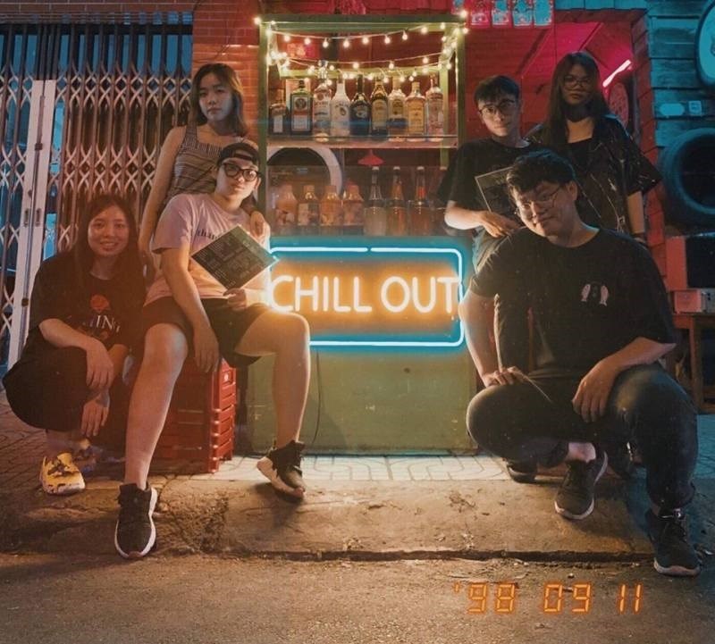 Bia úp ngược – Chill Out