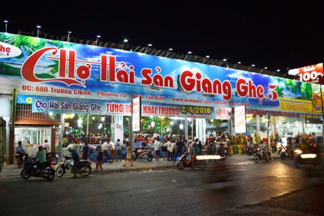 Giang Ghẹ là Top 10 địa chỉ mua hải sản tươi sống ngon nhất TPHCM