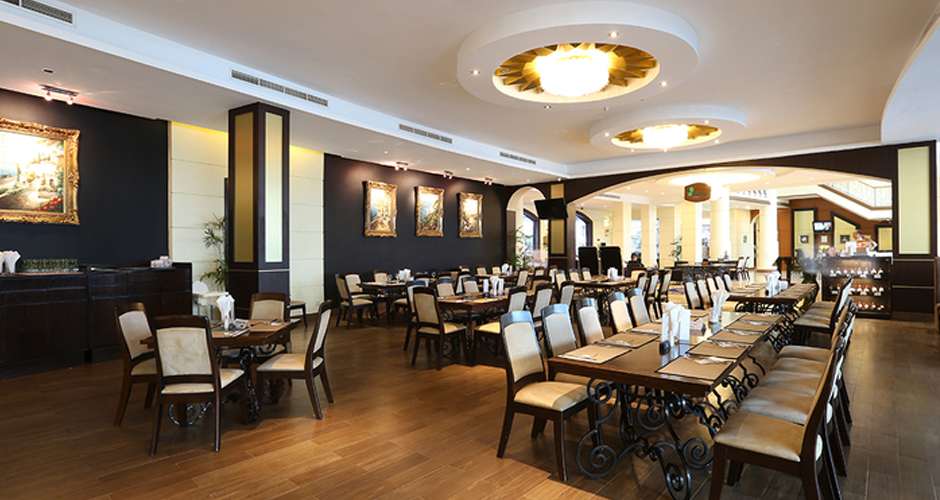 Tivoli Restaurant - The Hanoi Club Hotel