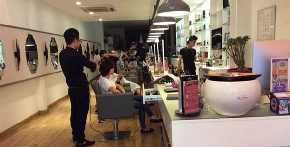 Hair Bar Viet Nam là salon tóc nữ đẹp và nổi tiếng nhất tại TPHCM