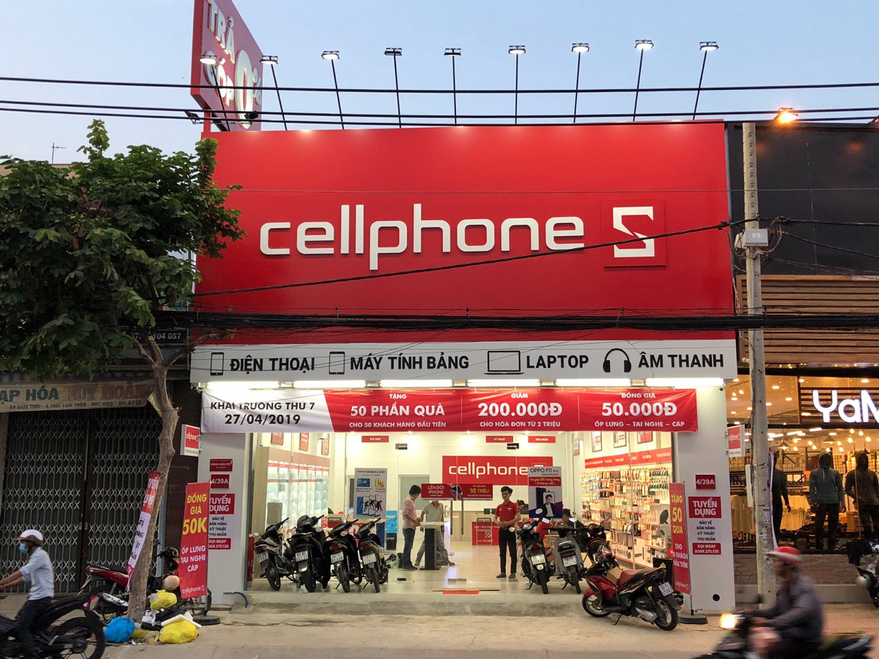 CellphoneS chính thức khai trương cửa hàng đầu tiên tại Hóc Môn với nhiều ưu đãi hấp dẫn | Sforum