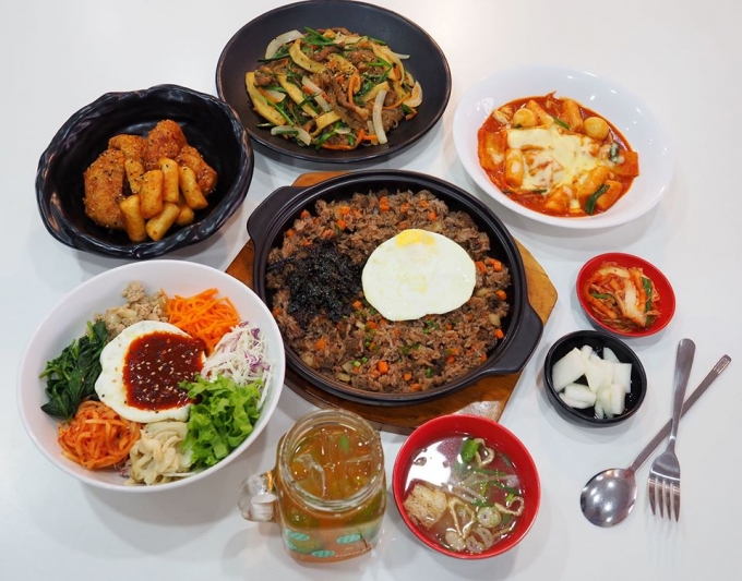 Tiệm Hàn Quốc Hanuri là quán ăn gần đây ở Sài Gòn hot nhất