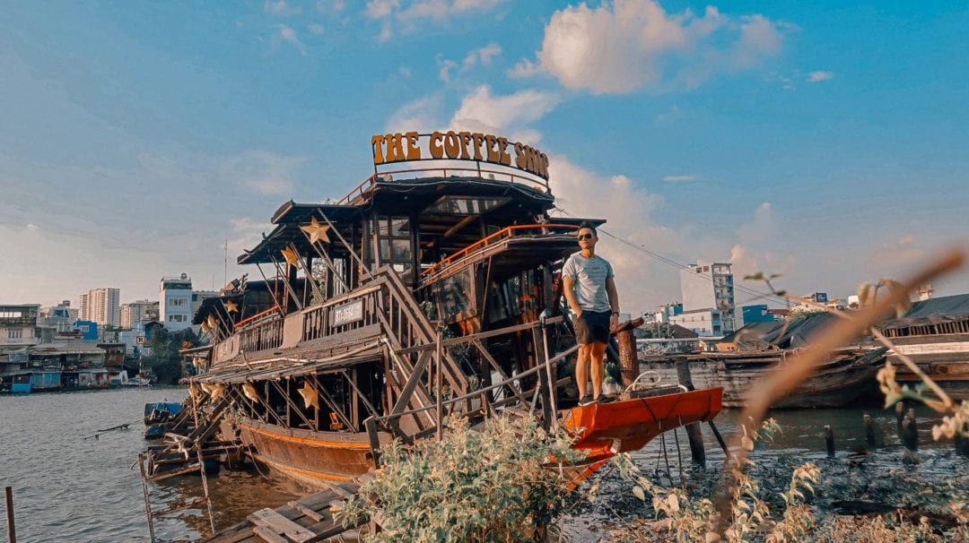 The Coffee Ship - Bồng bềnh ly cà phê ngắm hoàng hôn trên sông