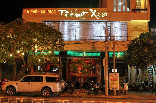 Phòng trà Tiếng Xưa là Top 10 Phòng trà nổi tiếng nhất ở TP. Hồ Chí Minh